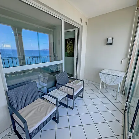 Panoramic Pebbles Azur