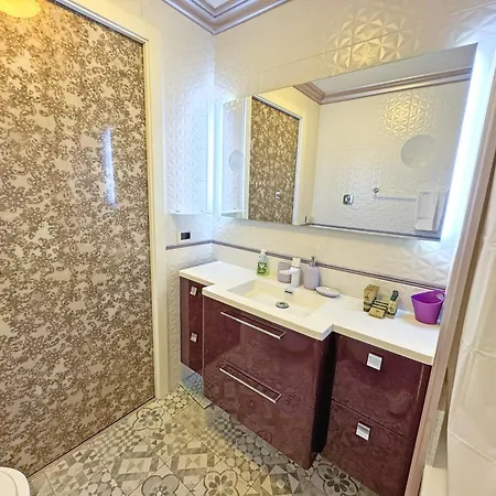 Panoramic Pebbles Azur Daire *