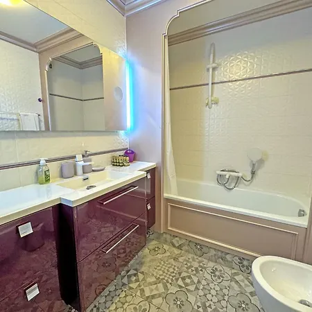 Panoramic Pebbles Azur Apartman