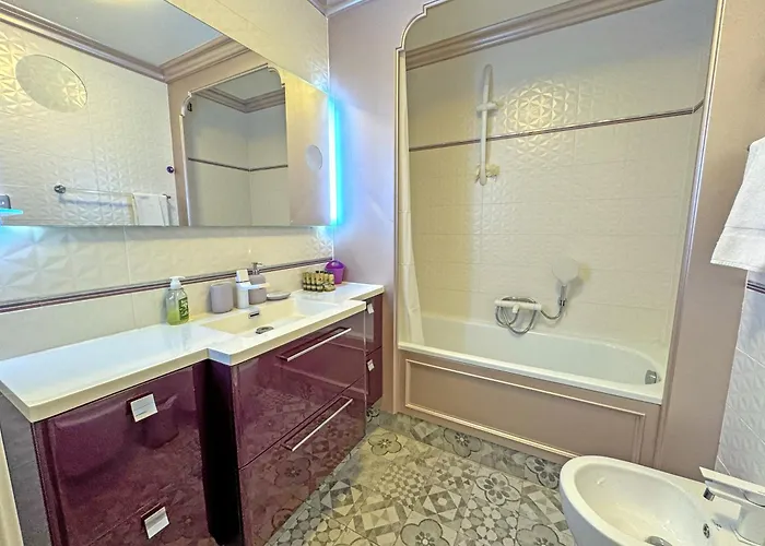 Panoramic Pebbles Azur Апартаменты